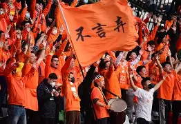 kaiyun官方在线体育-转会期葡超焦点战;上海申花防线松动;信心回归;细节决定成败